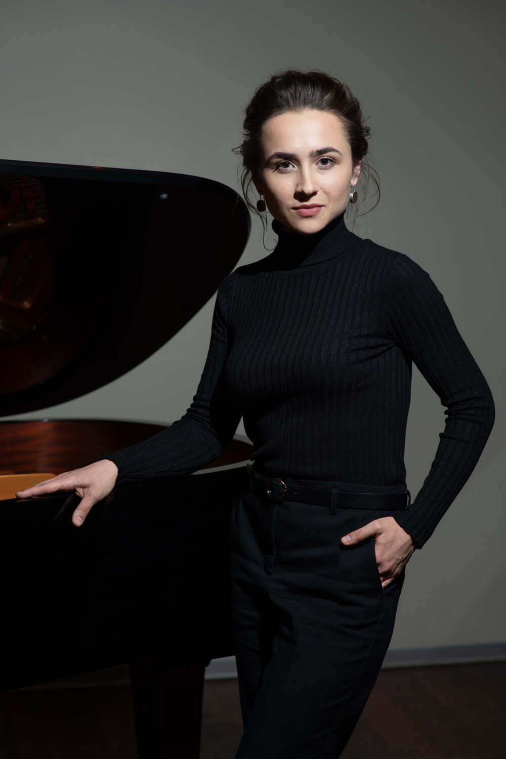 8 ноября пианистка Анна Цыбулева вместе с Национальным Филармоническим оркестром России исполнит Фортепианный концерт Грига
