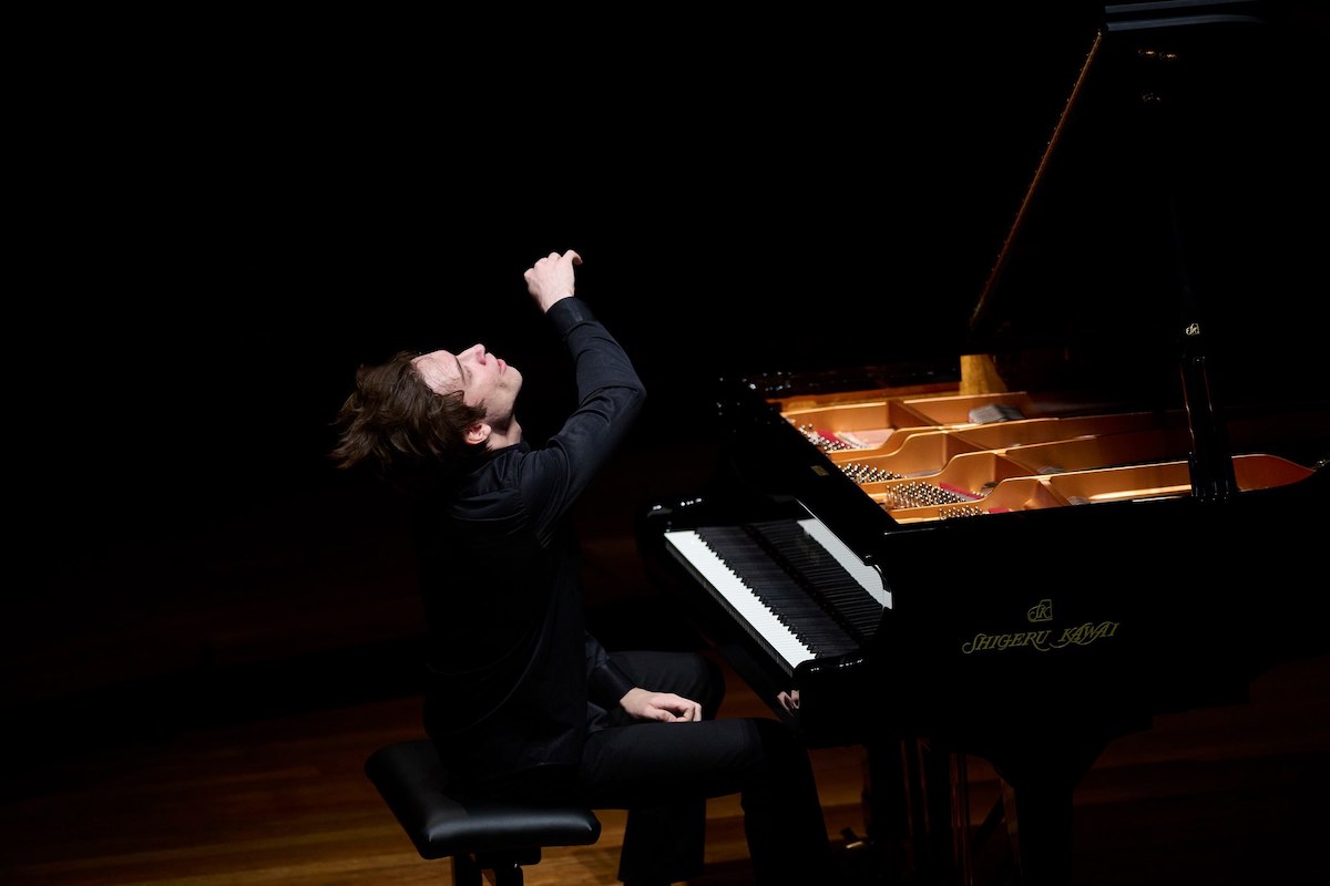 Владислав Хандогий – лауреат II премии Международного конкурса пианистов в Сиднее.