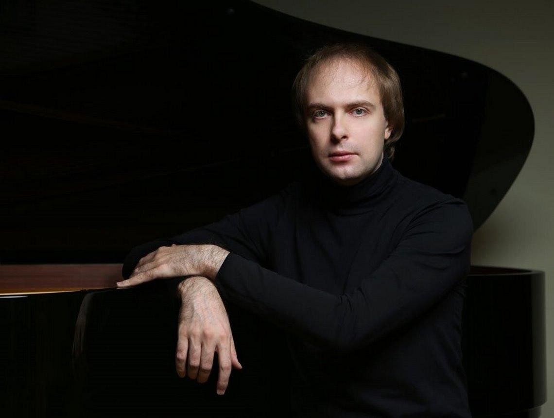 25 апреля в Москве впервые прозвучит Третья фортепианная соната Всеволода П. Задерацкого, написанная в 1937 году. Премьеру представит Даниил Саямов в Малом зале Московской консерватории